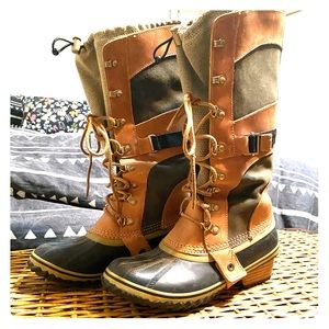 Sorel Boots - Like New Condition